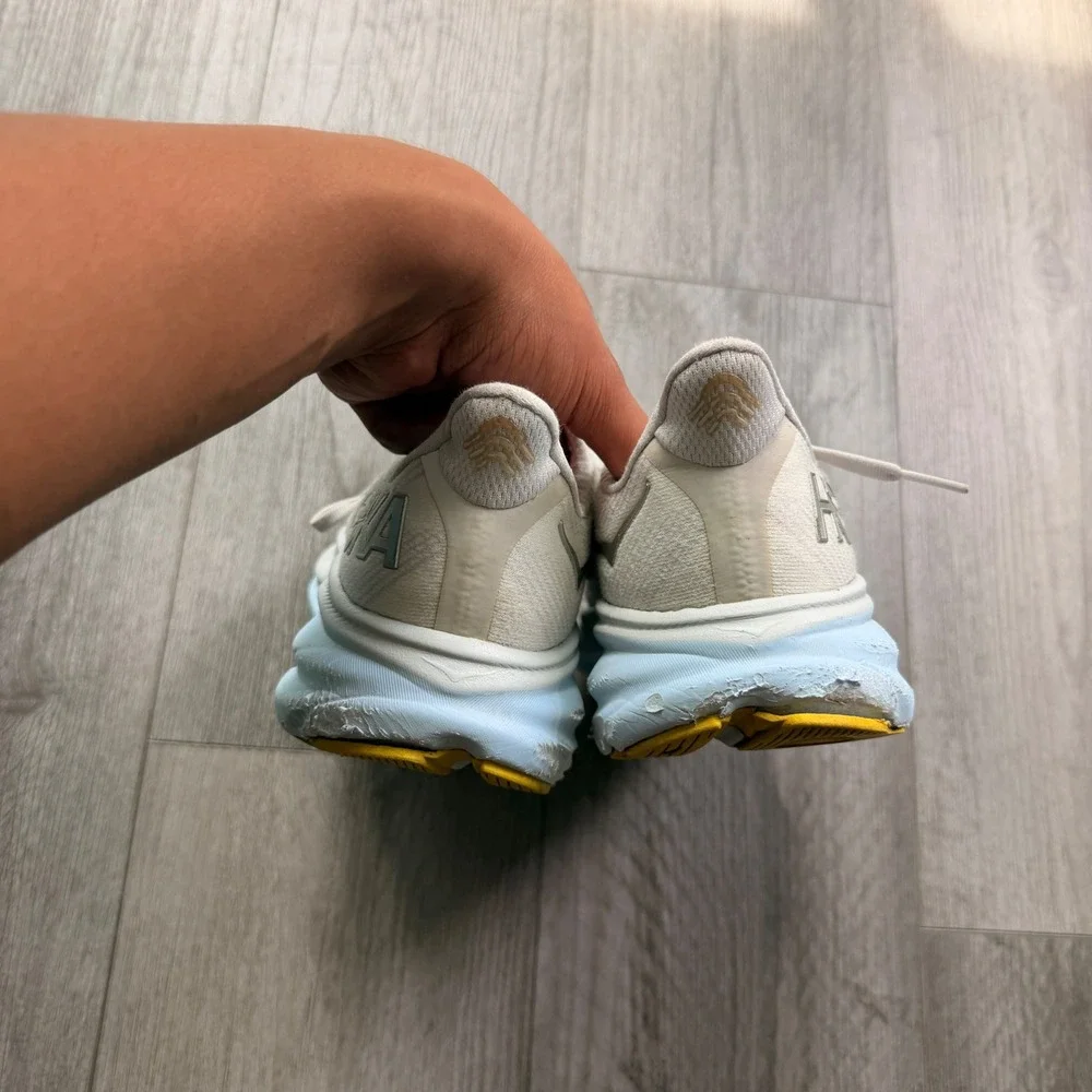 Hoka Clifton Womens 7.5B Cream Blue Running Shoes Yellow Outsole Used Worn